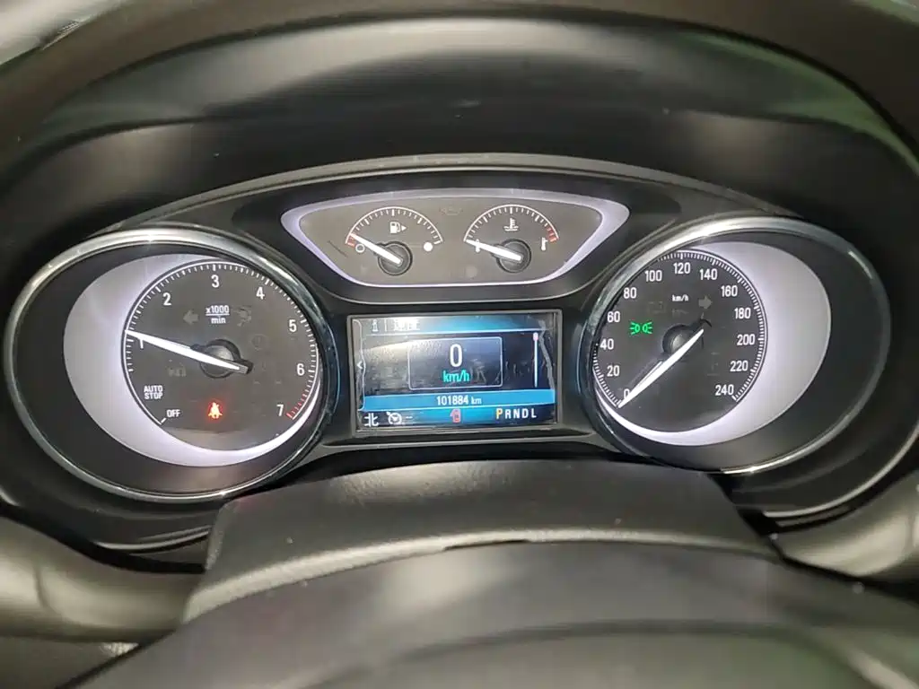 Buick Envision Plus — миниатюра 12