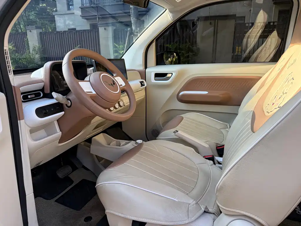 Wuling MINIEV — миниатюра 4