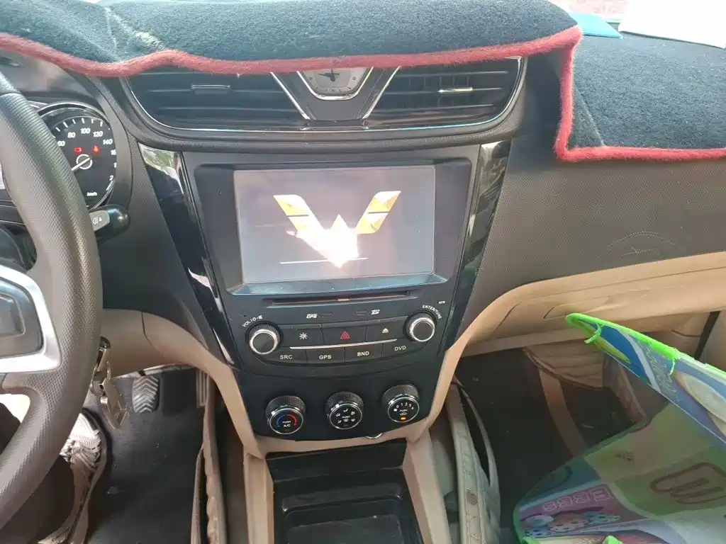 Wuling Hongguang — миниатюра 9