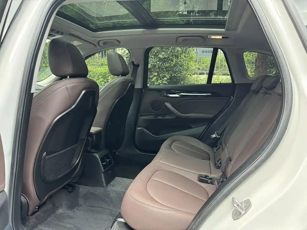 BMW X1 — миниатюра 5