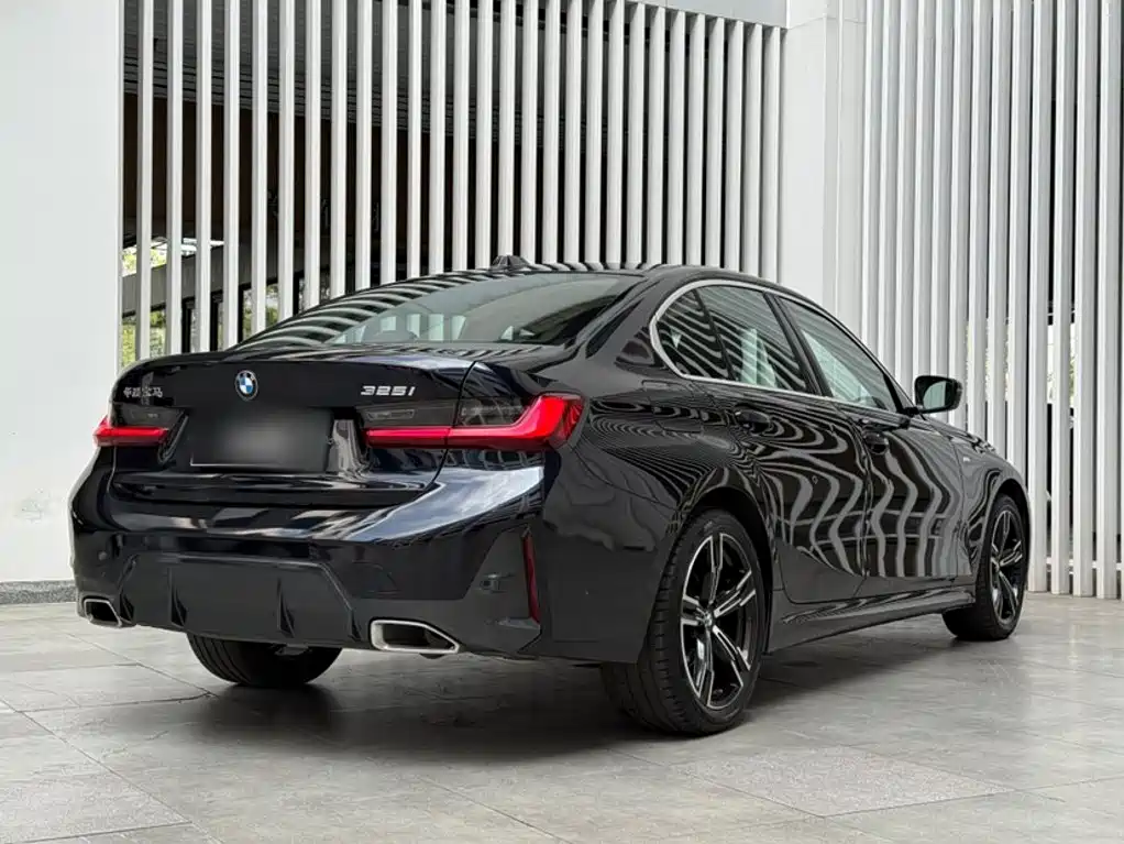 BMW 3 Series — миниатюра 8