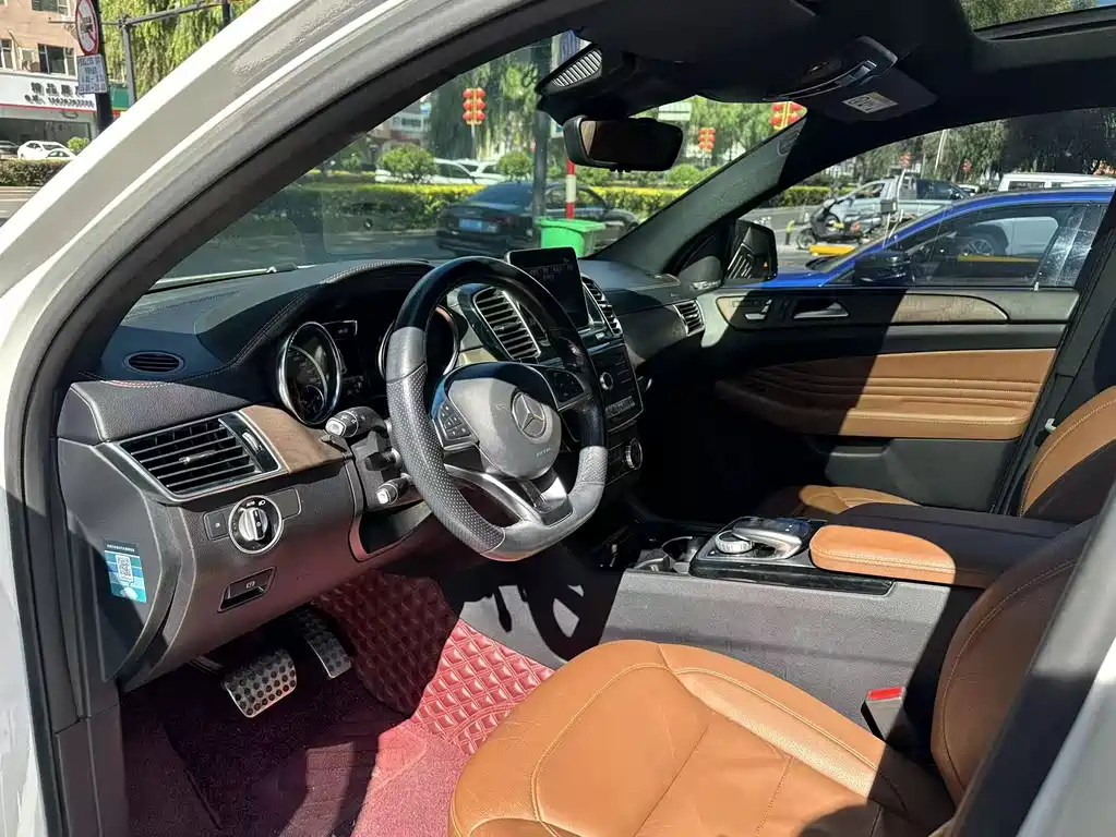 Mercedes-Benz GLE AMG — миниатюра 8