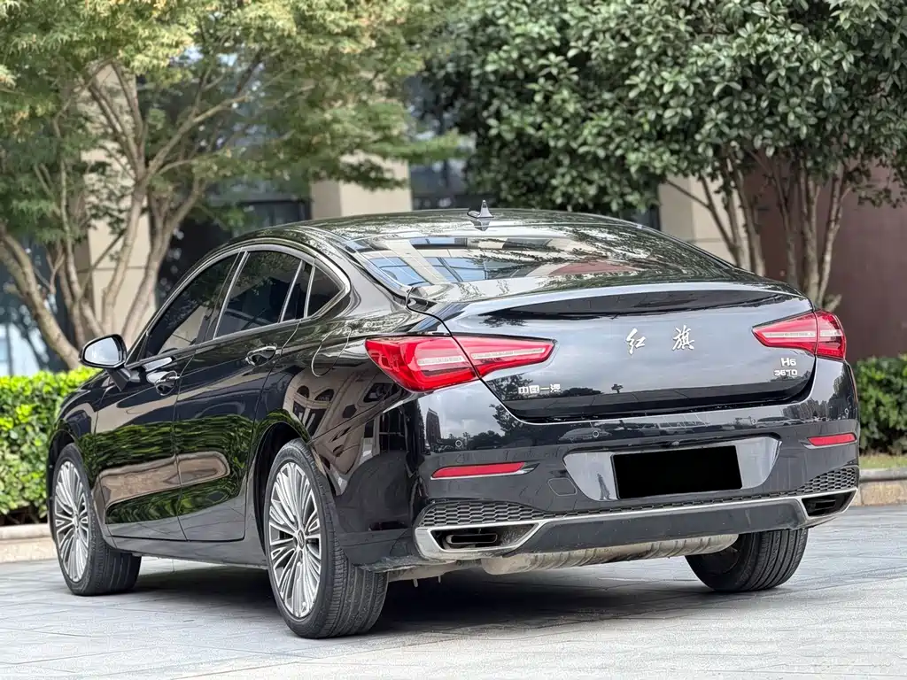 Hongqi Hongqi H5 — миниатюра 10