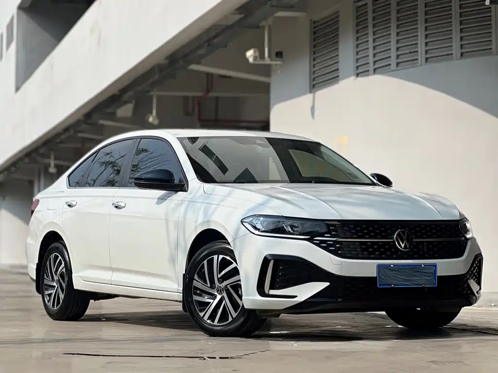 Volkswagen Lavida — миниатюра 3