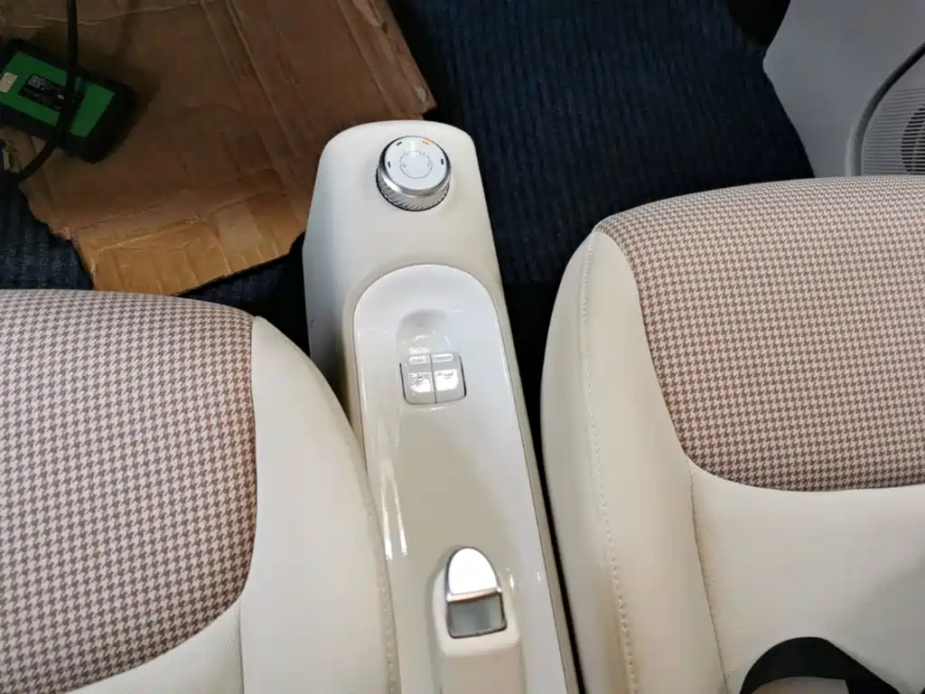 Wuling MINIEV — миниатюра 14