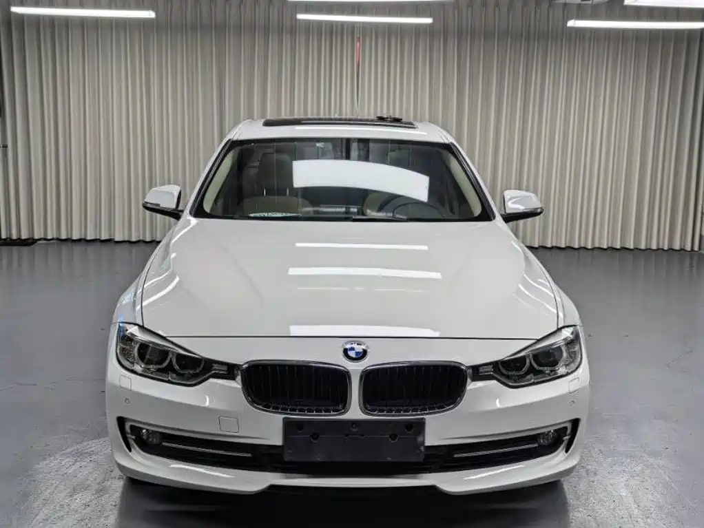 BMW 3 Series — миниатюра 2