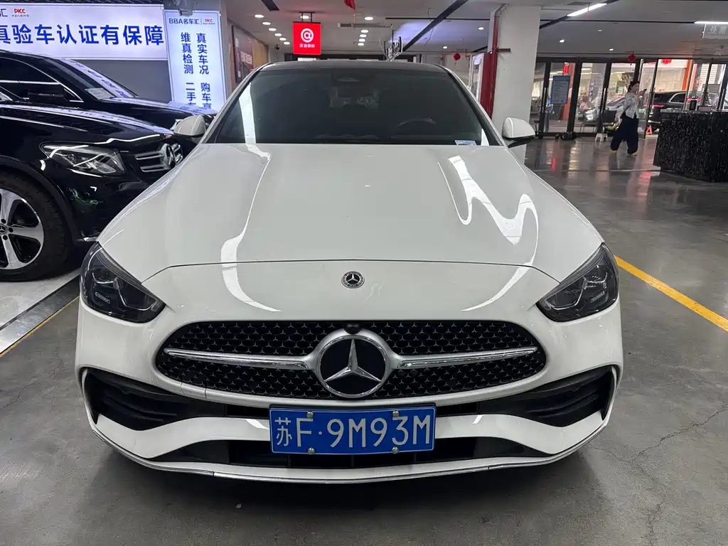Mercedes-Benz C-Class — миниатюра 2