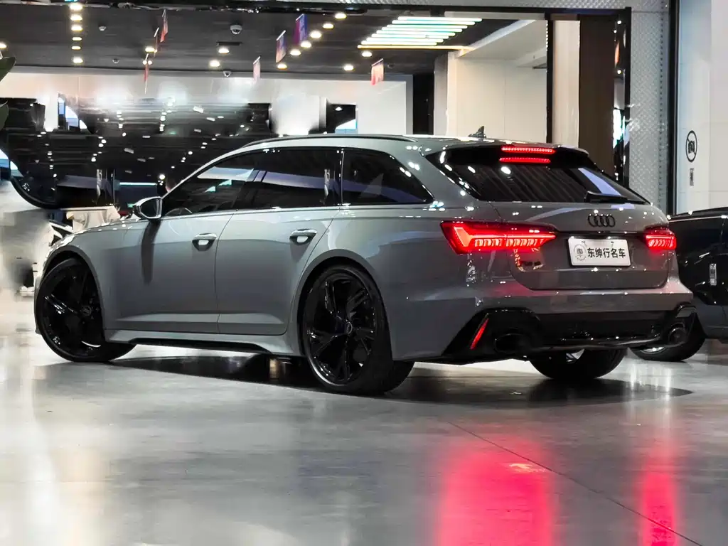 Audi RS 6 2022 RS 6 4.0T Avant