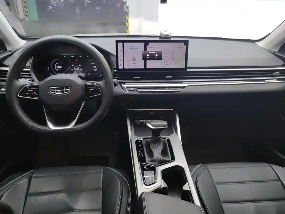 Geely Emgrand — миниатюра 12