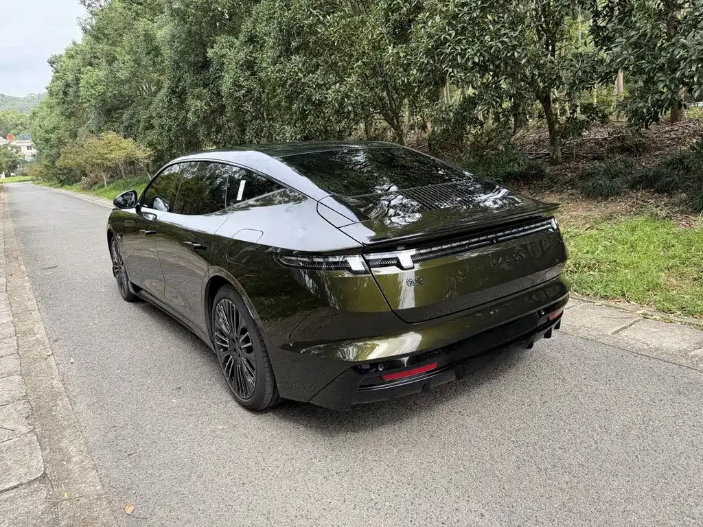 Lynk & Co 10 — миниатюра 20