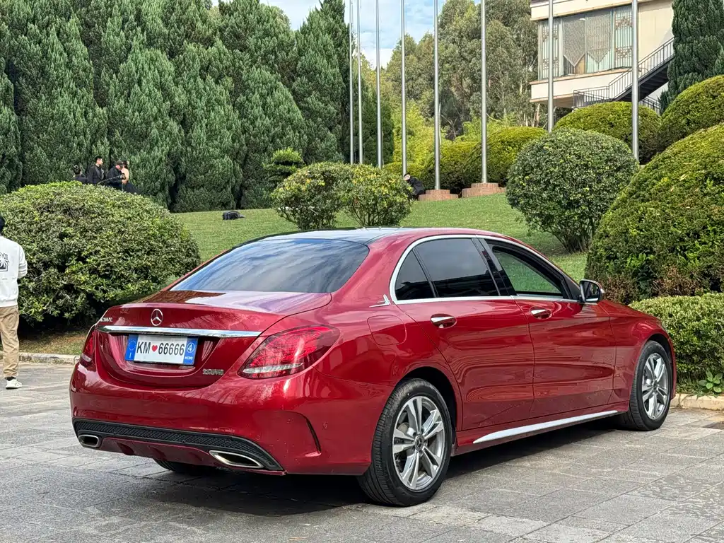 Mercedes-Benz C-Class — миниатюра 4