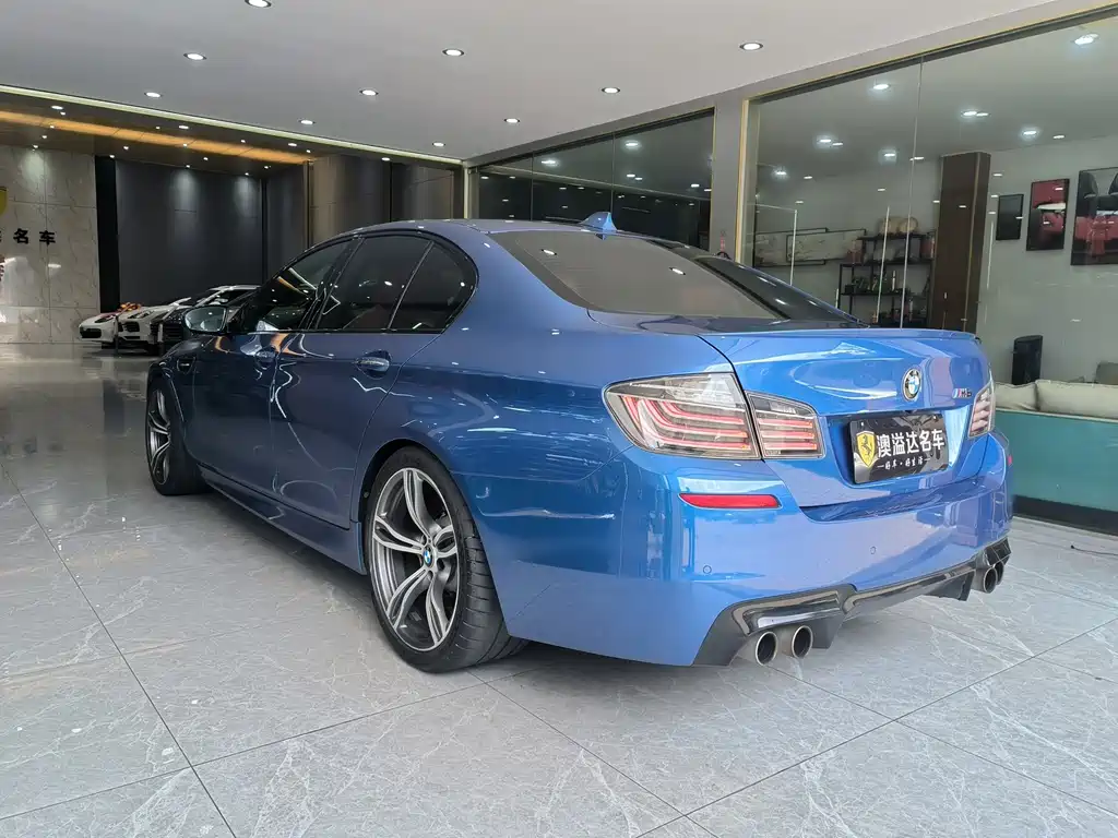 BMW M5 — миниатюра 21