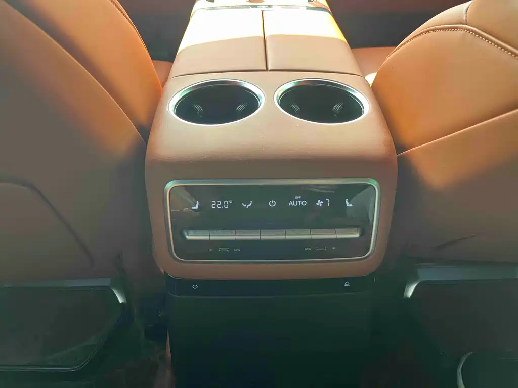 Li Auto Li L9 — миниатюра 10