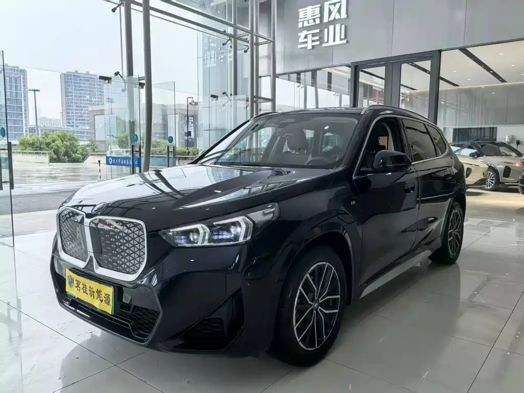 BMW iX1 2025 eDrive25L M Sport Package