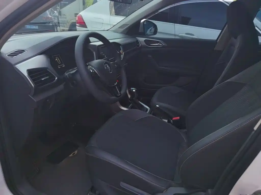 Volkswagen T-Cross — миниатюра 8