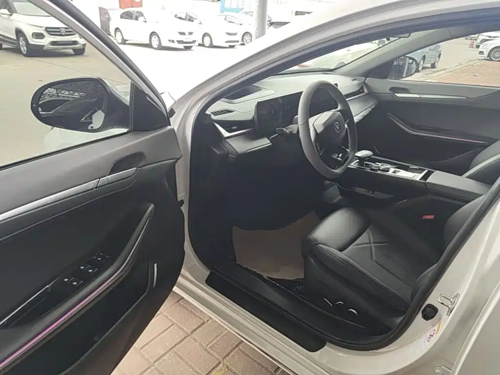Changan Ruicheng PLUS — миниатюра 16