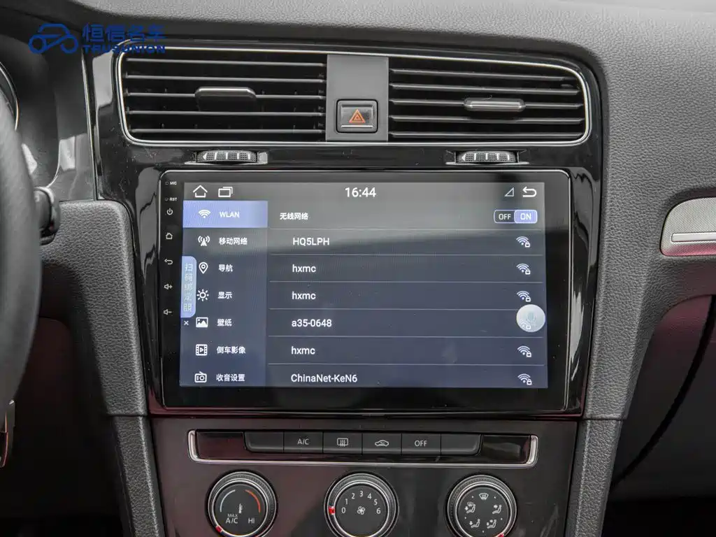 Volkswagen Golf — миниатюра 18
