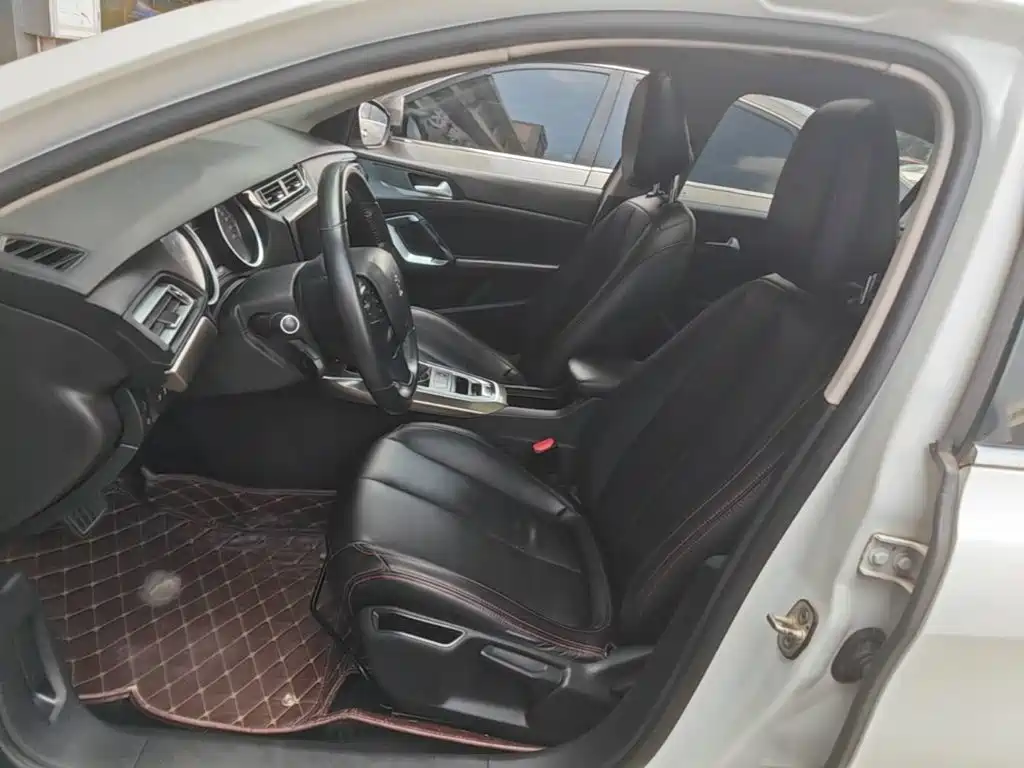 Peugeot 408 — миниатюра 15