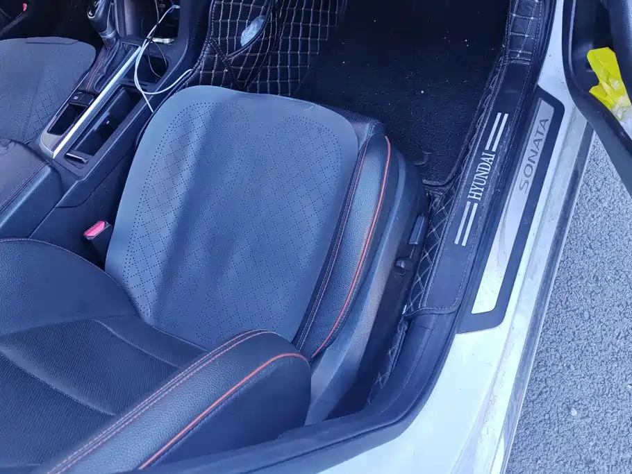 Hyundai Sonata — миниатюра 8