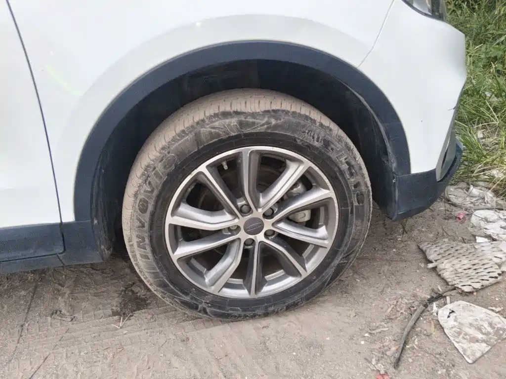 Geely Boyue — миниатюра 8
