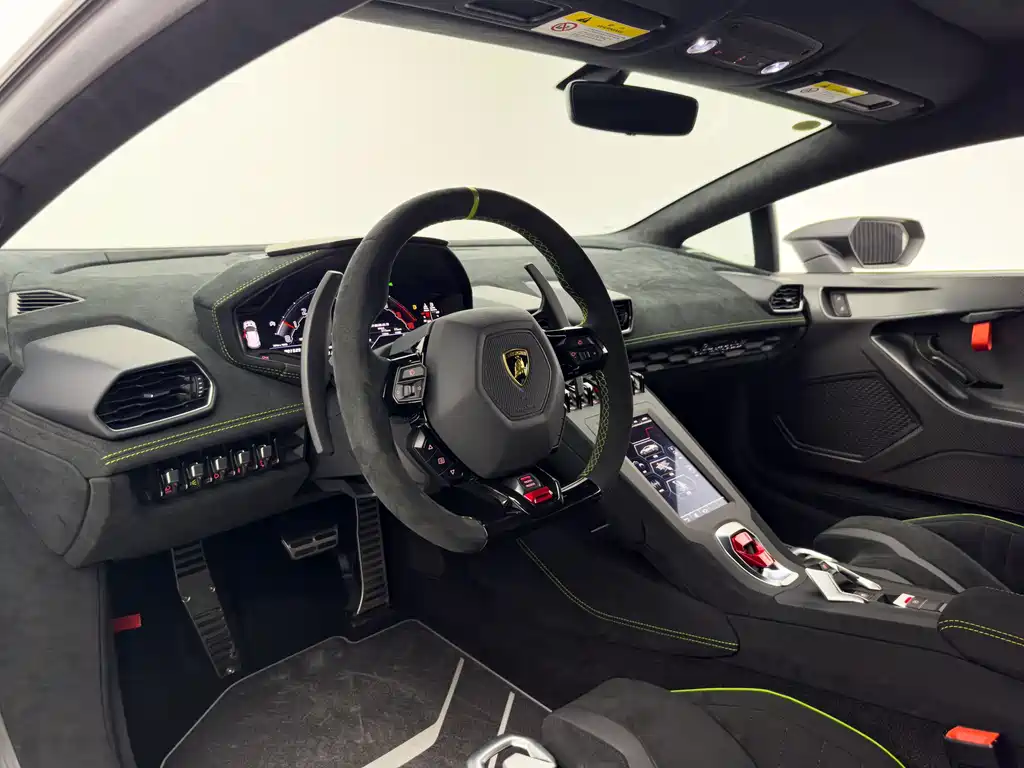 Lamborghini Huracán — фотографии объявления, Фото 16