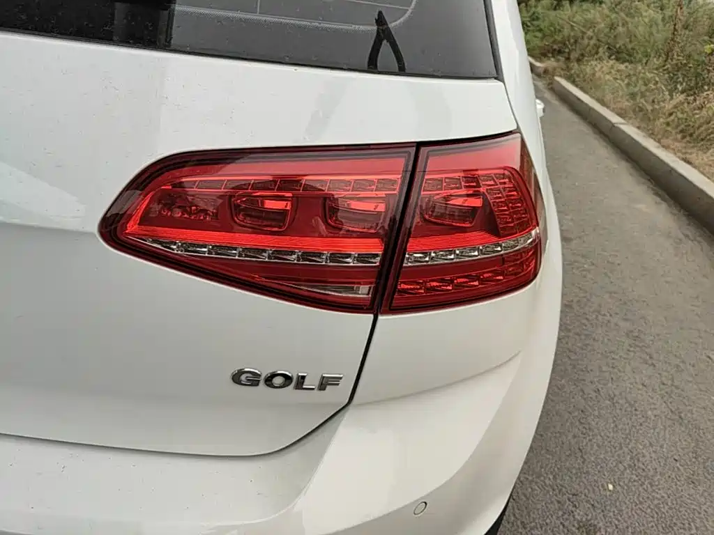 Volkswagen Golf — миниатюра 8