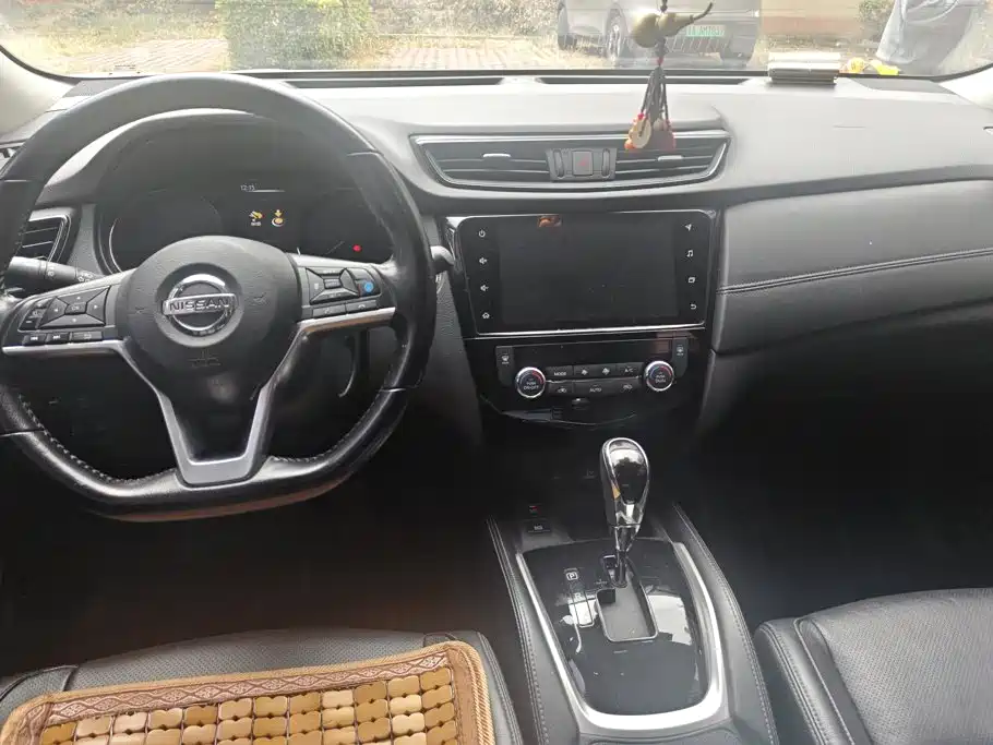Nissan X-Trail — миниатюра 13