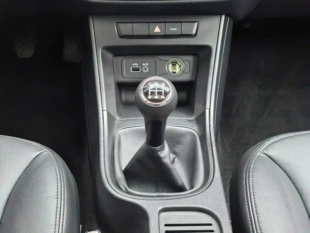 Roewe 360 — миниатюра 14