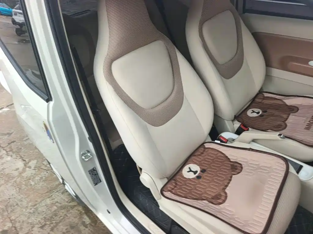 Wuling MINIEV — миниатюра 25