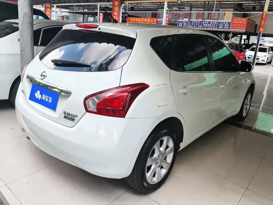 Nissan Tiida — миниатюра 3