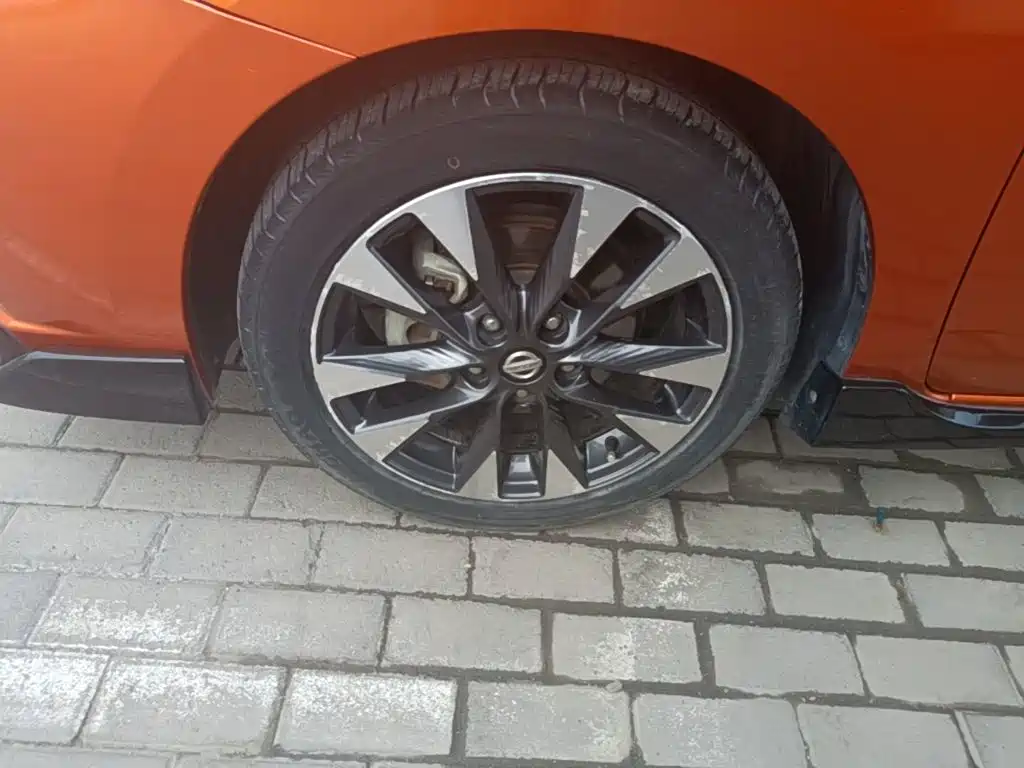 Nissan Bluebird — миниатюра 23