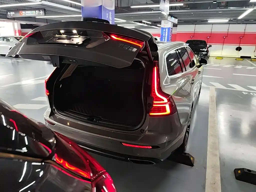 Volvo V60 — миниатюра 19