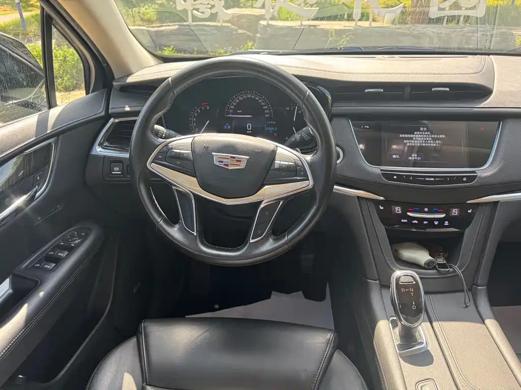 Cadillac XT5 — миниатюра 13
