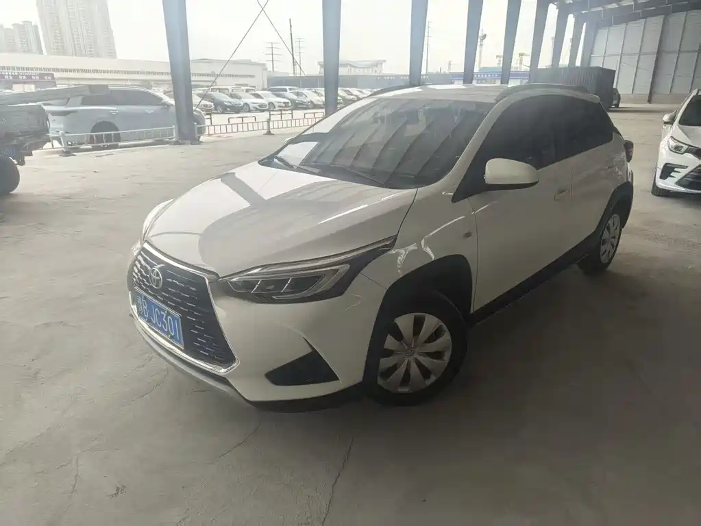 Купить Toyota Yaris L