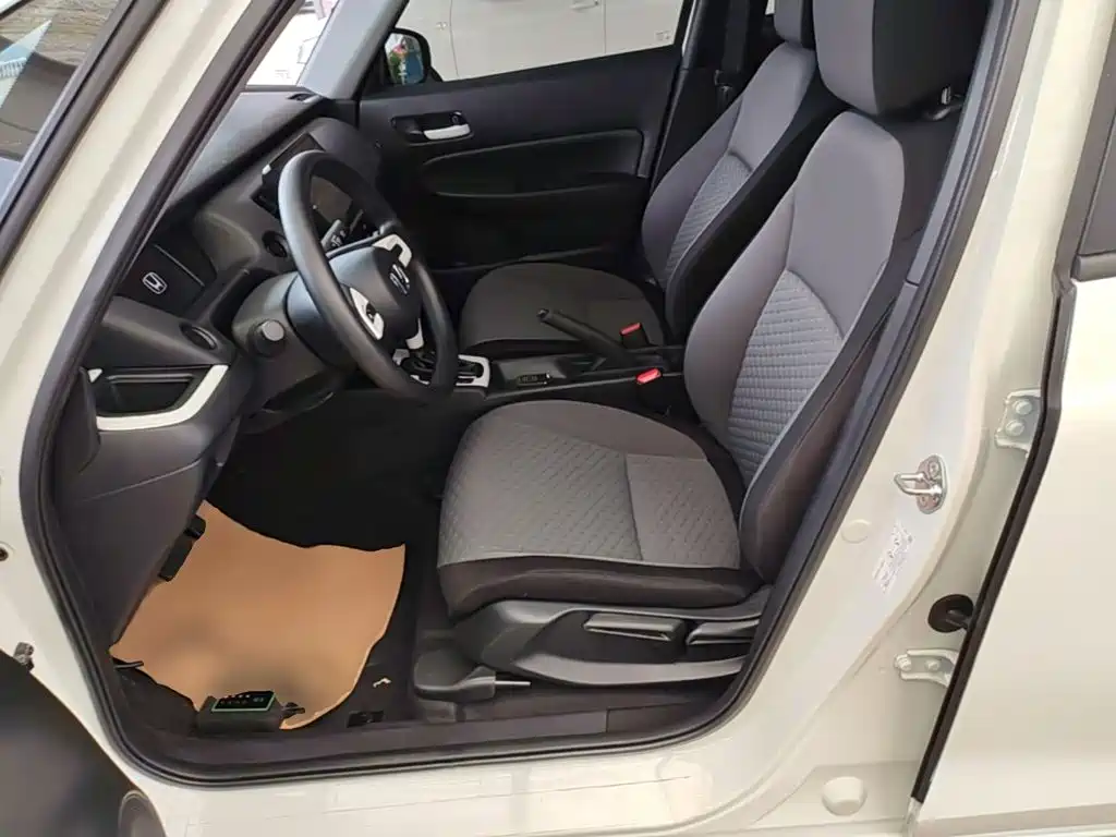 Honda Fit — миниатюра 15