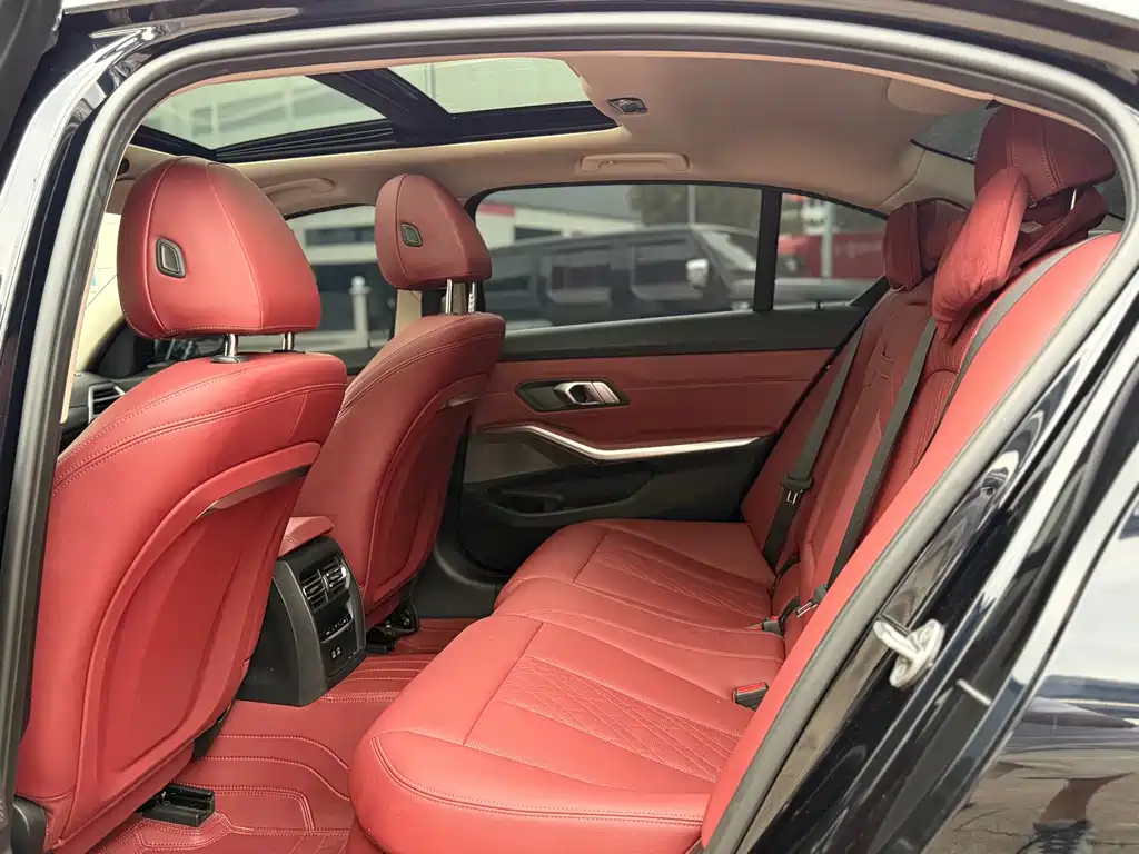 BMW 3 Series — миниатюра 10