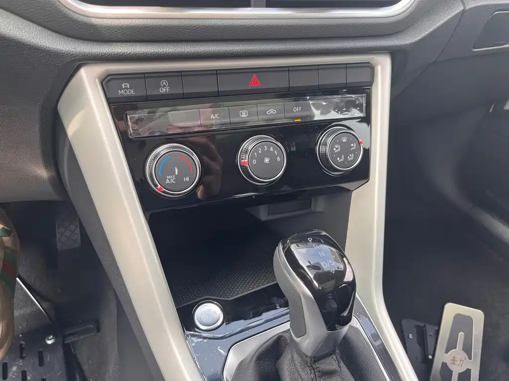 Volkswagen T-Roc 2026 280TSI DSG