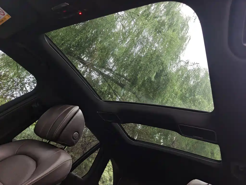 Mercedes-Benz GLC — миниатюра 11