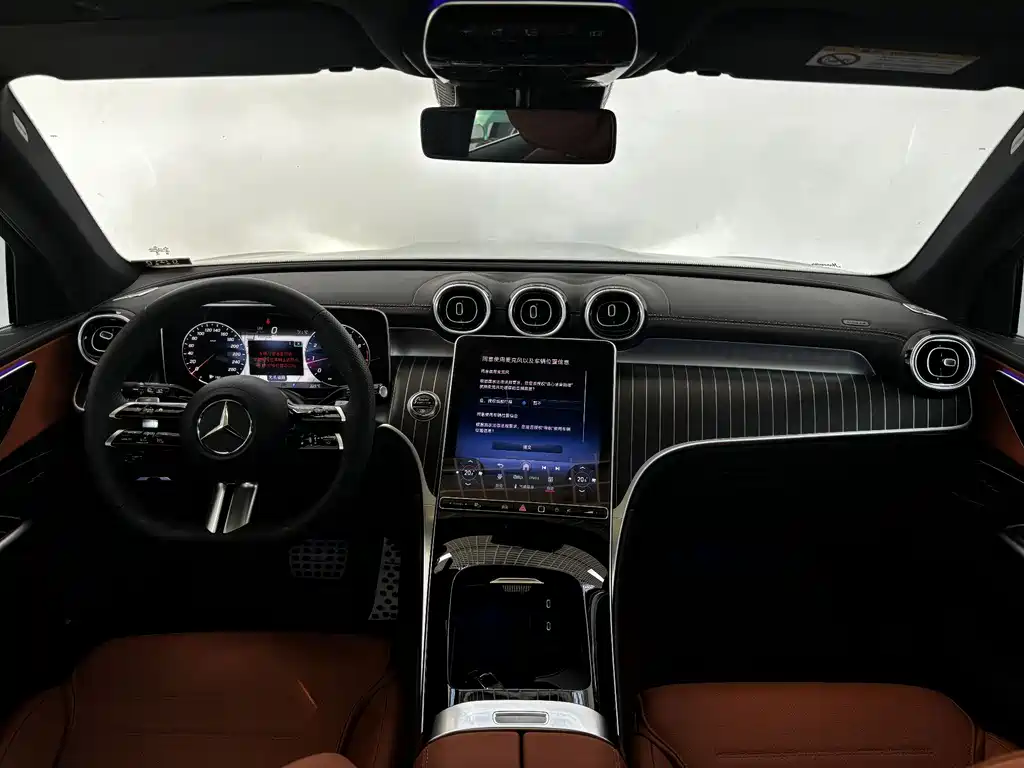 Mercedes-Benz GLC — миниатюра 11
