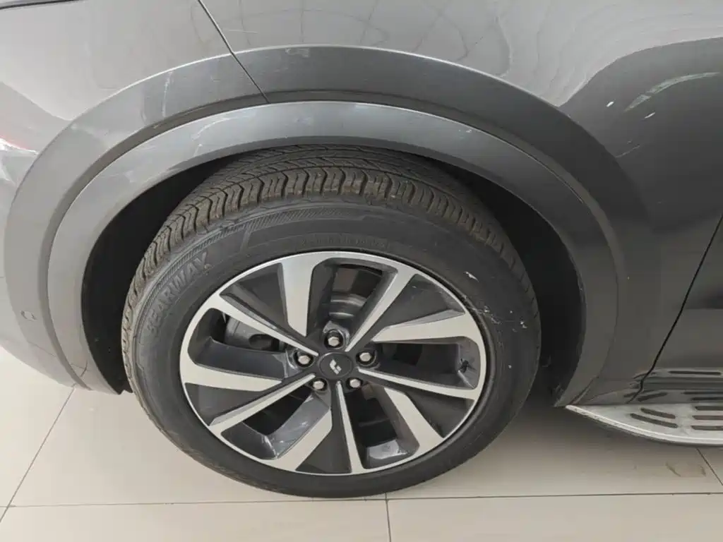 Li Auto Li ONE — миниатюра 23