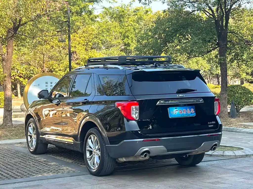 FORD EXPLORER