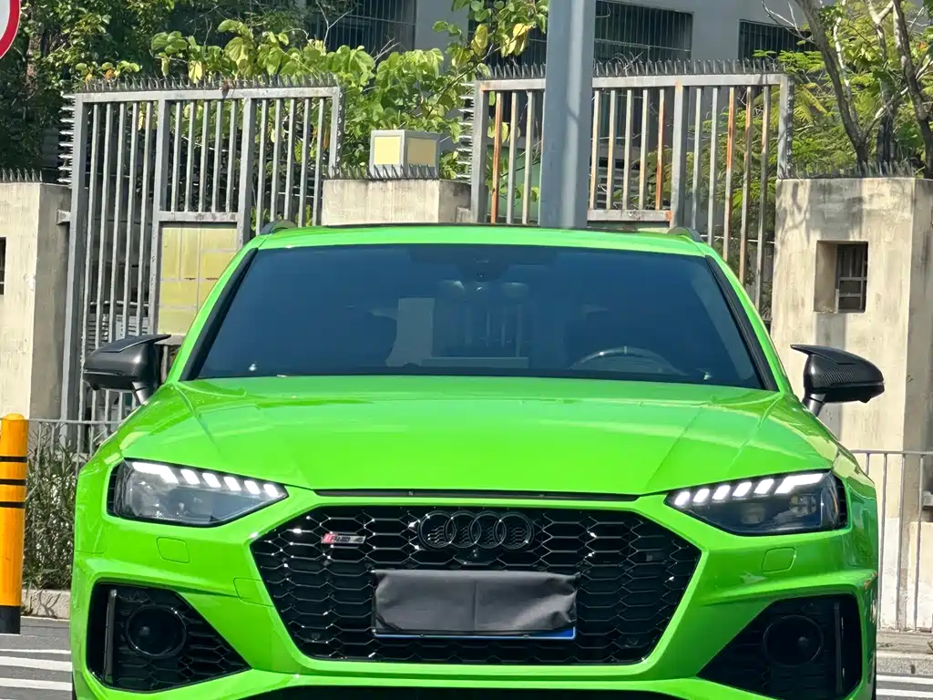 Audi RS 4 2023 RS4 Avant
