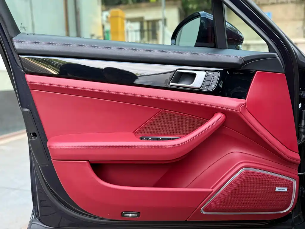 Porsche Panamera — миниатюра 9