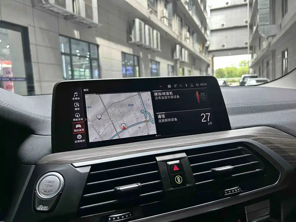 BMW X3 — миниатюра 11