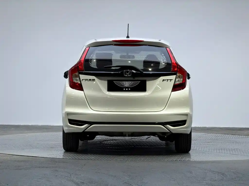 Honda Fit — миниатюра 3