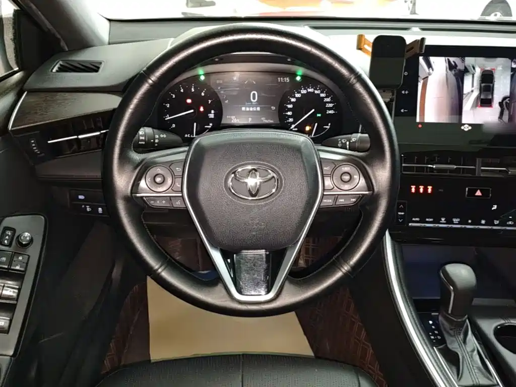 Toyota Avalon — миниатюра 11