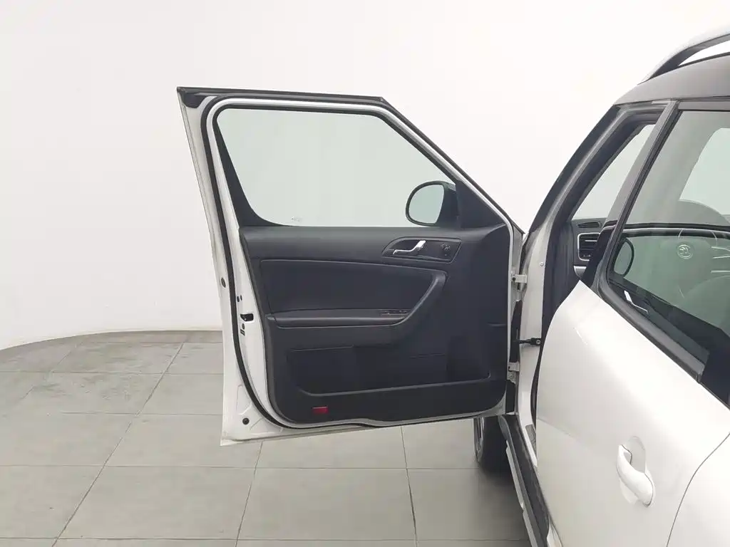 Skoda Yeti — миниатюра 8