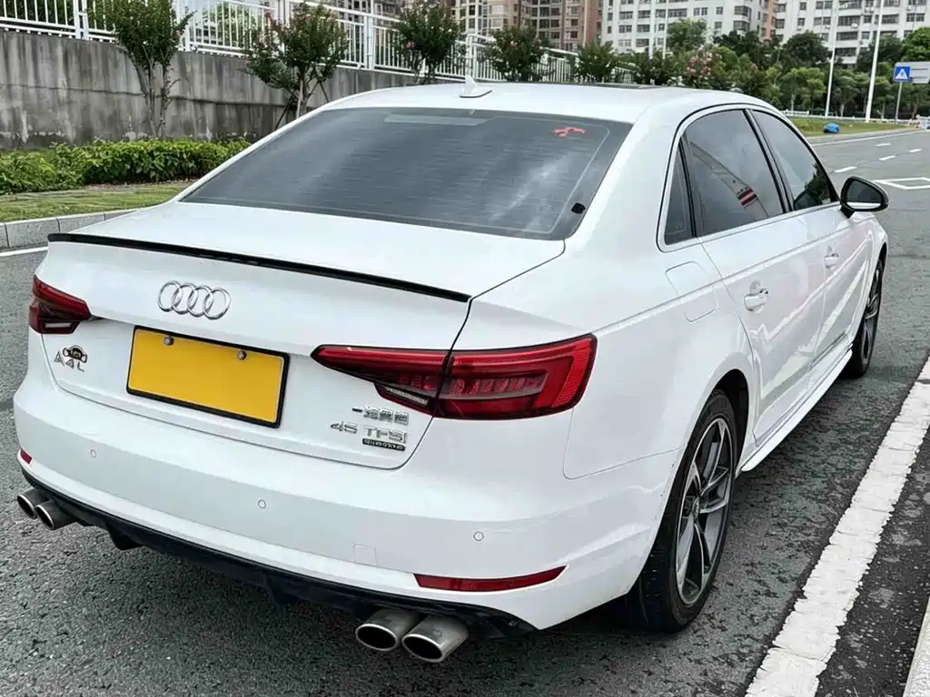 Audi A4L 2017 45 TFSI quattro