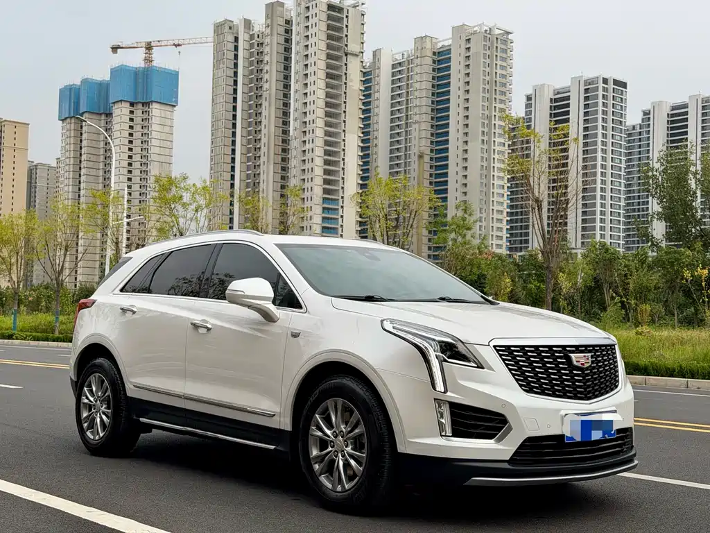 Cadillac XT5 — миниатюра 3