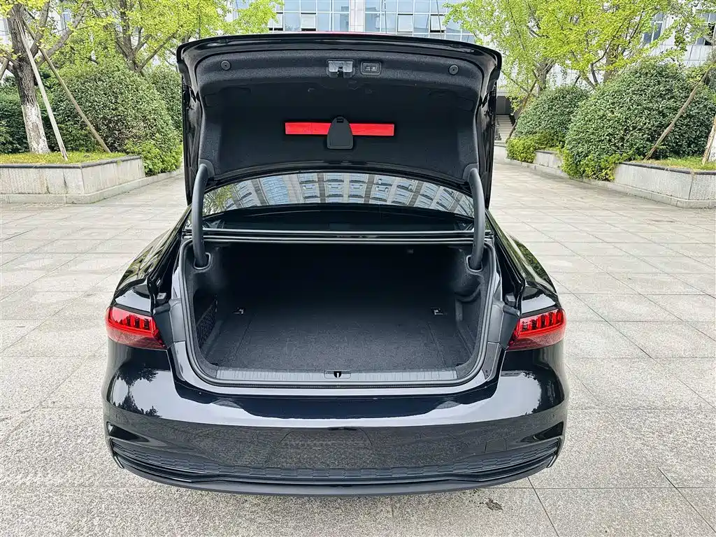 Audi A7L — миниатюра 28
